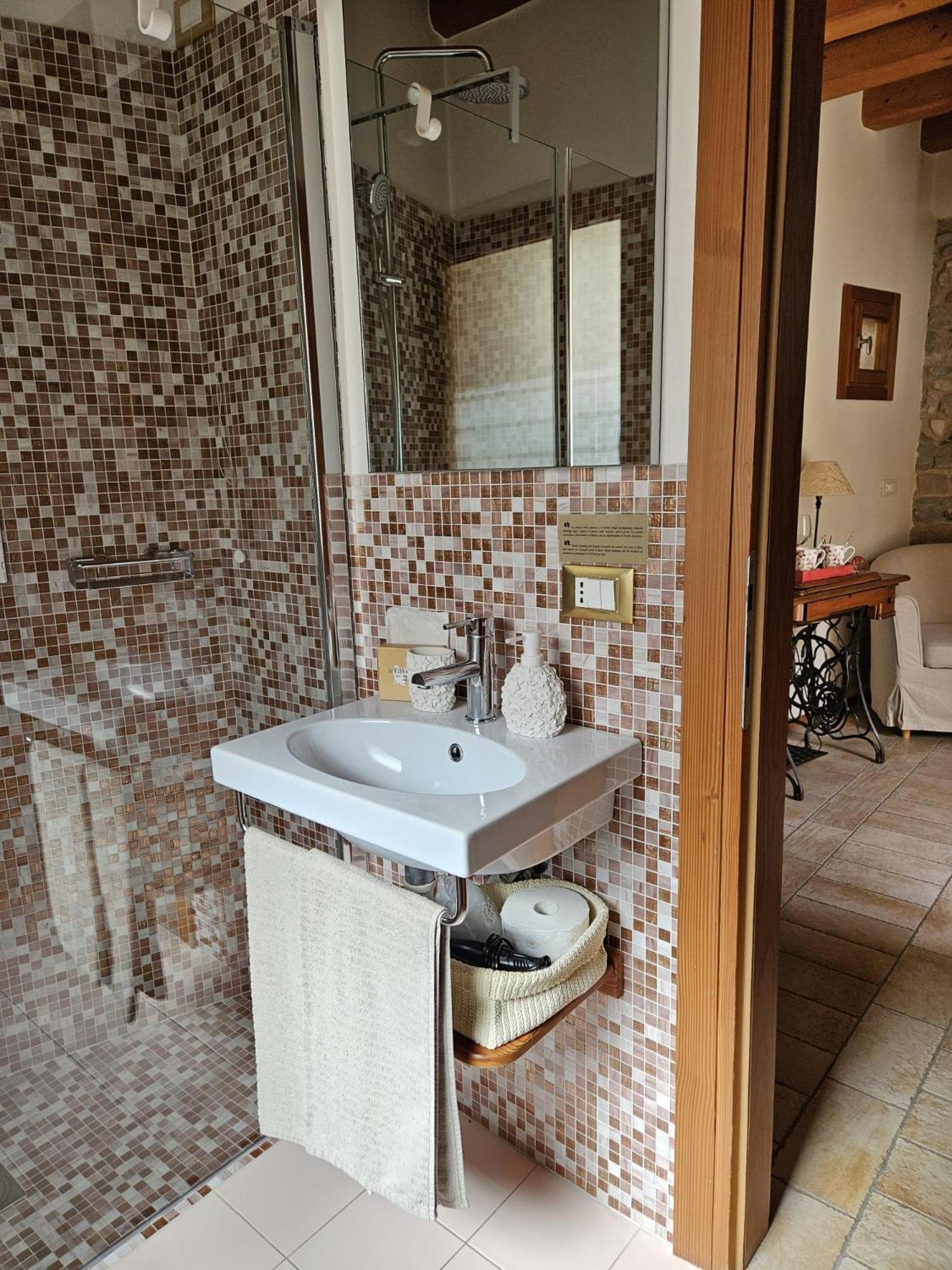 Le Zitelle Di Ron Bed & Breakfast Valdobbiadene Exterior photo