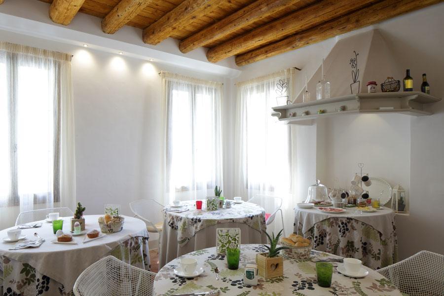 Le Zitelle Di Ron Bed & Breakfast Valdobbiadene Exterior photo